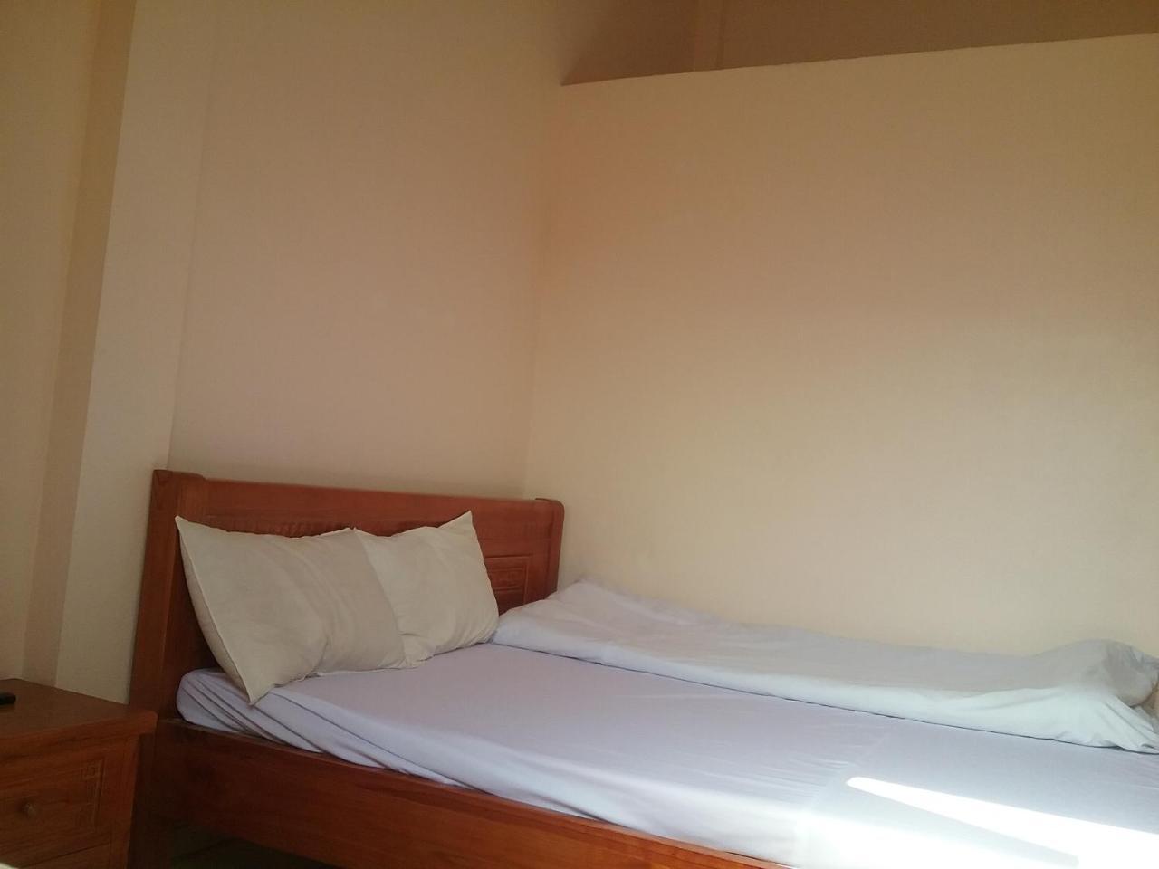 Thac Ba Family Homestay Ho To Ngoại thất bức ảnh